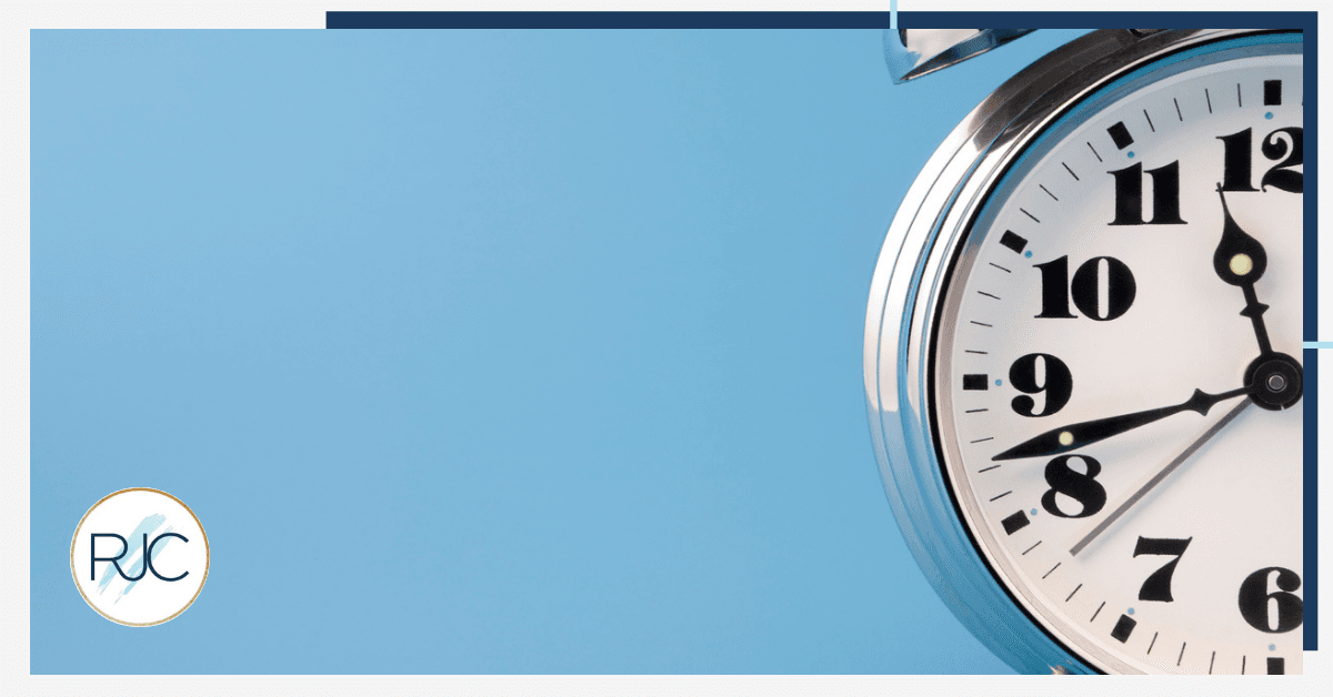 clock on the wall symbolizing the divorce timeline